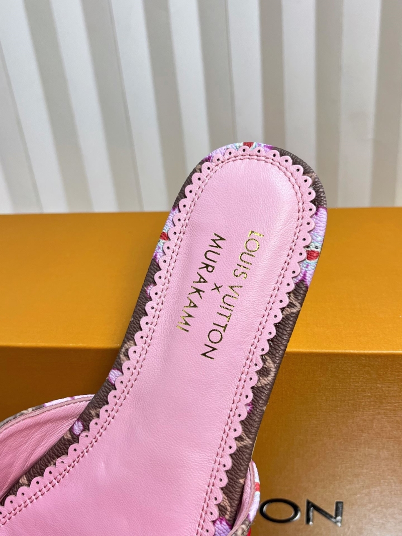 l0vis Vvtt0n slippers